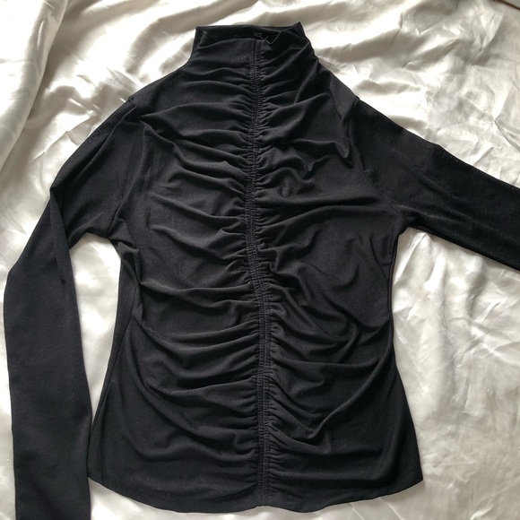 Ruched Mesh Mock Neck 🖤✨ - Picture 3 of 5